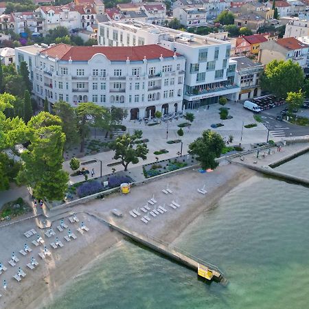 Hotel Miramare تْسْغيكفانِتْسا المظهر الخارجي الصورة Aerial view of the hotel
