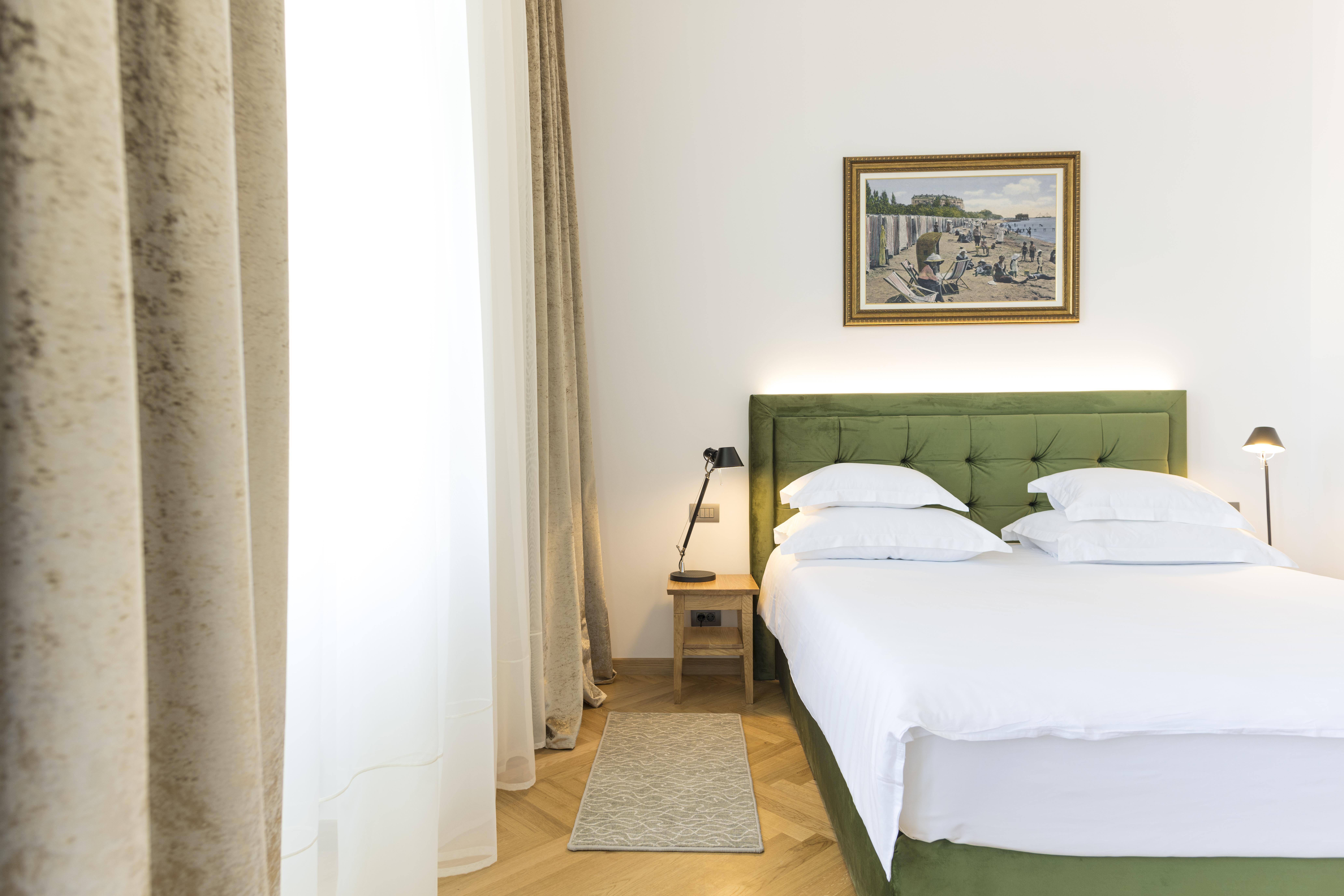 Hotel Miramare تْسْغيكفانِتْسا المظهر الخارجي الصورة A room at the hotel