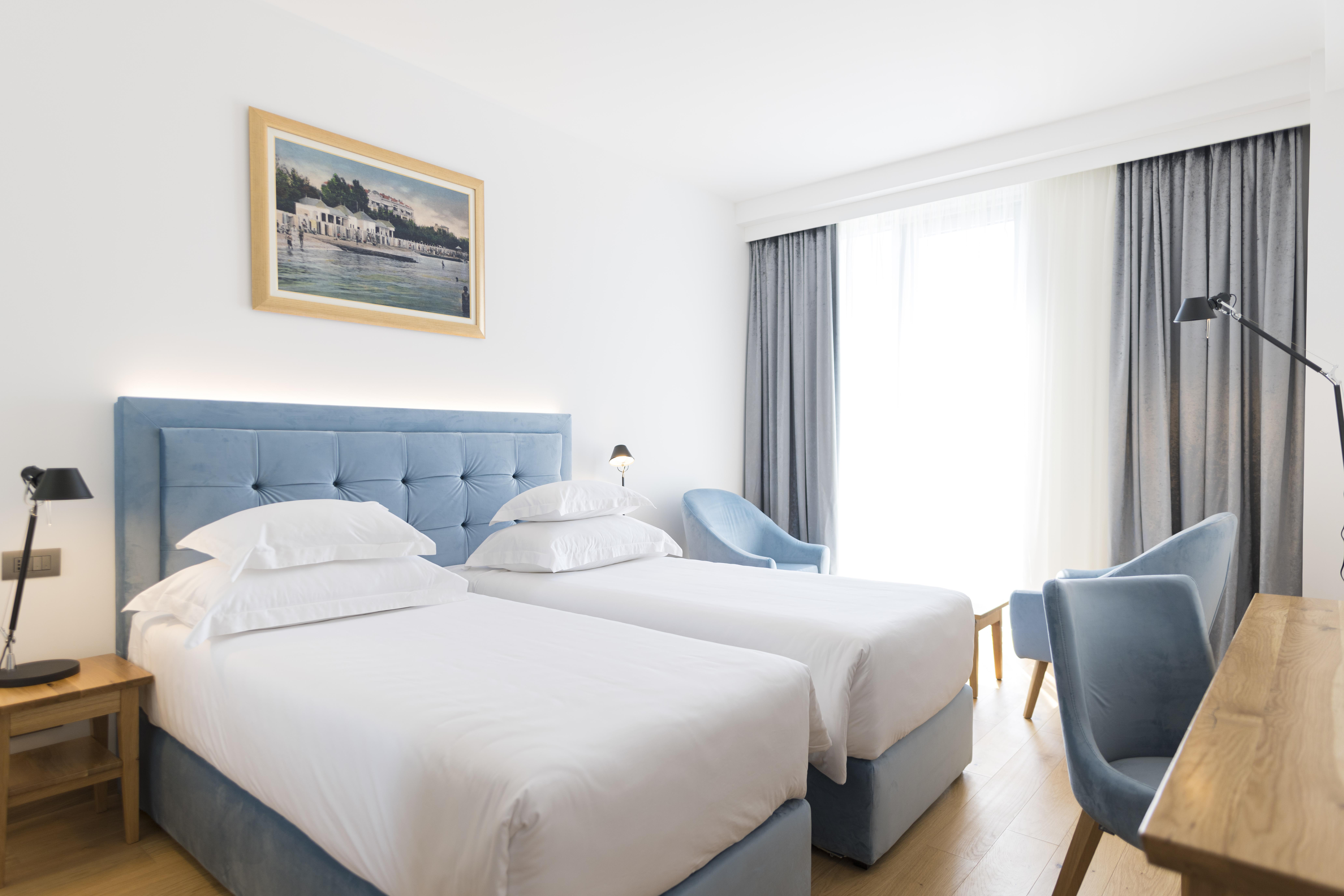 Hotel Miramare تْسْغيكفانِتْسا المظهر الخارجي الصورة A room at the hotel