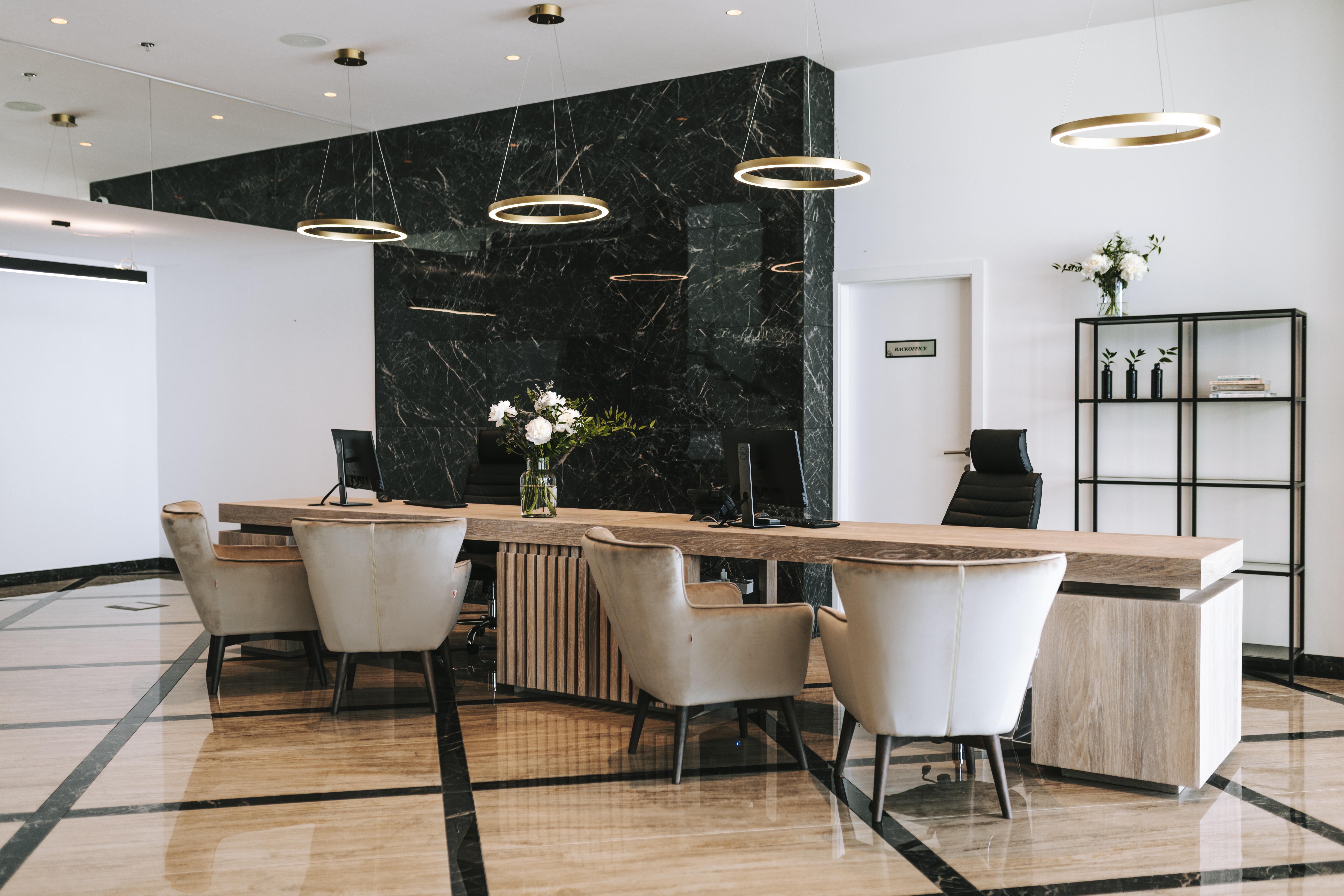 Hotel Miramare تْسْغيكفانِتْسا المظهر الخارجي الصورة Reception area