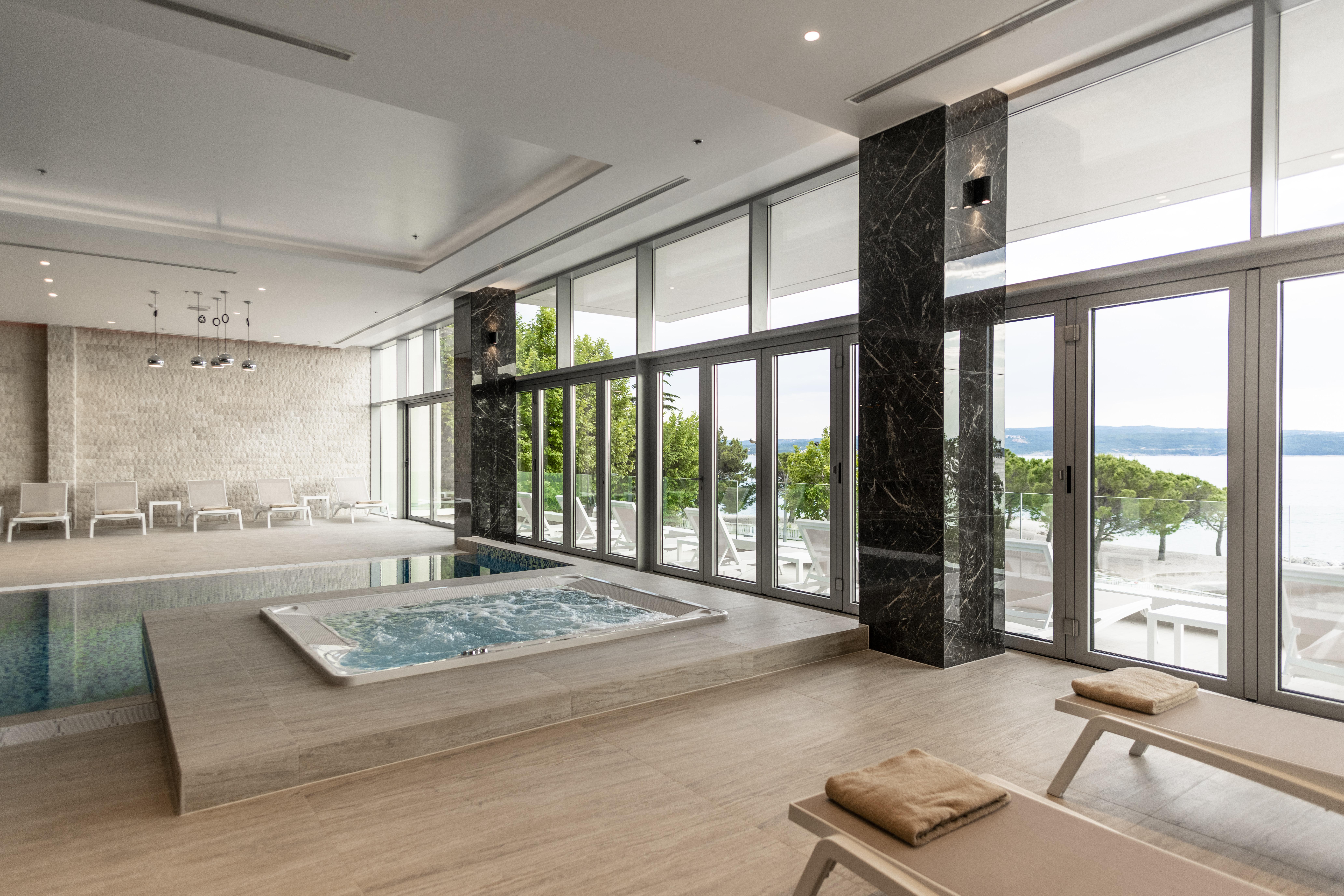 Hotel Miramare تْسْغيكفانِتْسا المظهر الخارجي الصورة Spa